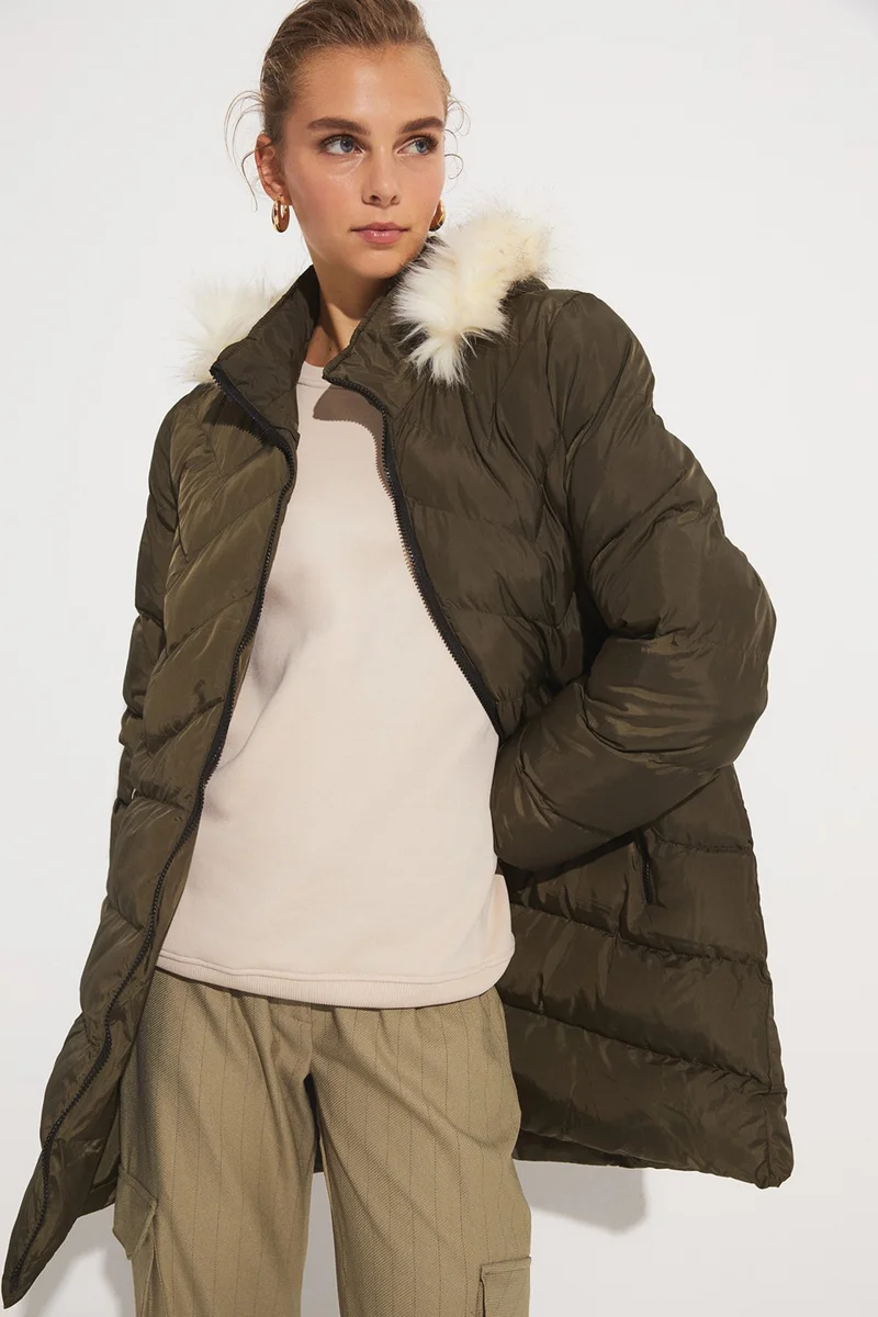 جون Women's Coat
