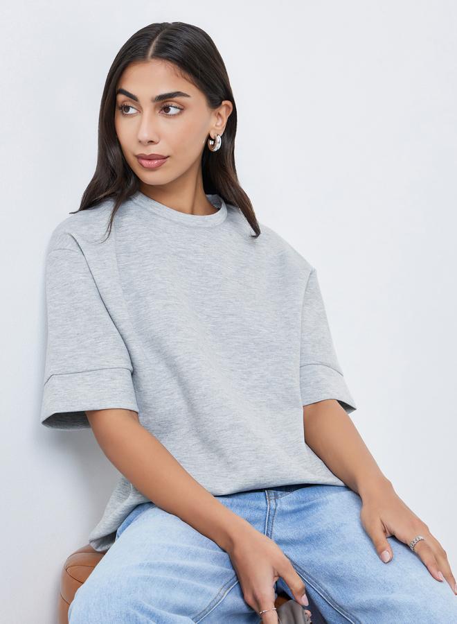 ستايلي تيشيرت واسع بياقة دائرية - Image 1