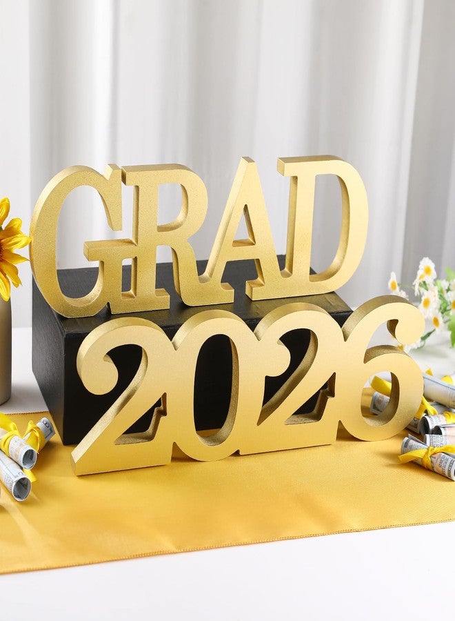 زينة حفل تخرج دفعة 2026 - لافتة خشبية تحمل كلمة "تخرج" ورقم 2026، تُستخدم كديكور للطاولة، ودعائم لجلسات التصوير، وقطع مركزية، ولافتة حروف للتهنئة بالخريجين من الجامعة أو المدرسة الثانوية (ذهبي) - Image 4