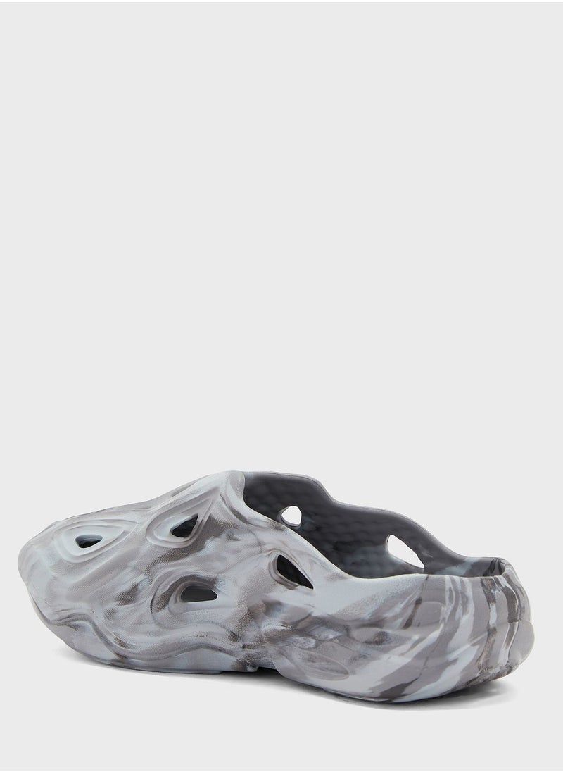 ANTA - Lifestyle Slides - Image 1