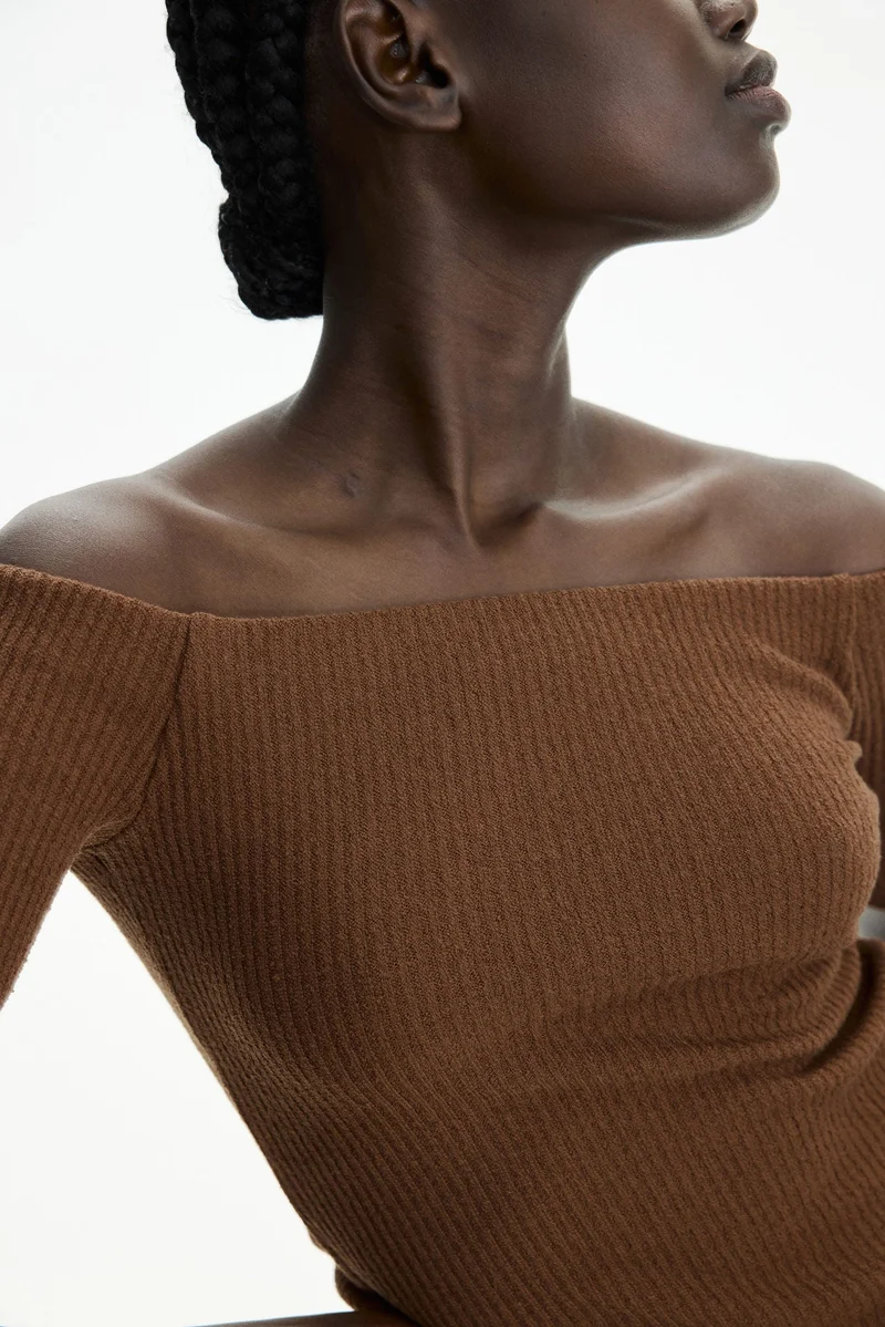 H&M Rib-knit off-the-shoulder top