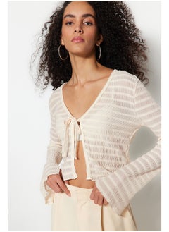 Ecru Premium Tie Detailed Textured V-Neck Stretchy Knitted Blouse TWOSS23BZ00796