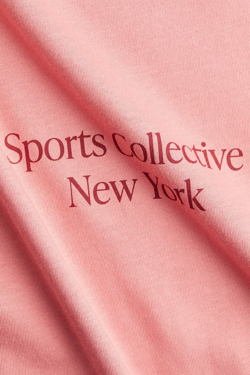 اتش اند ام تي-شيرت بتصميم مطبوع