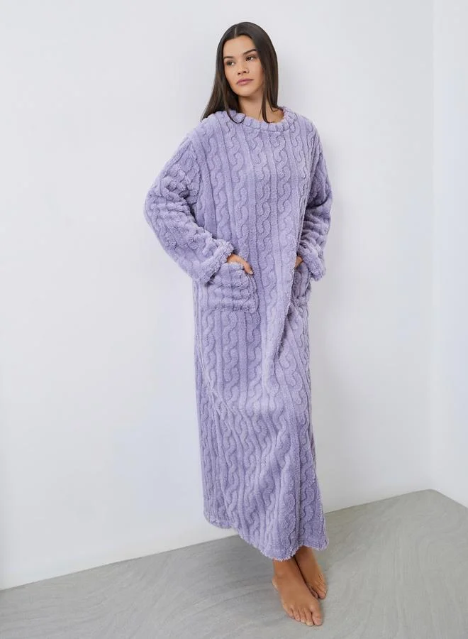 Styli Styli Cable Knit Pocket Detail Fleece Nightdress