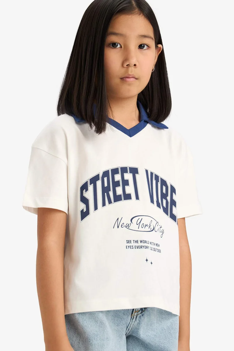 ديفاكتو Girl Boxy Fit Slogan Printed Polo T-Shirt
