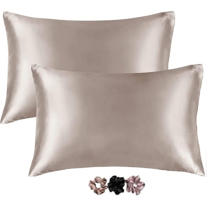 ZETTRAP Pillow Cover Set Envelope Closure Pillow Cover 2 Piece Cover with 3 Scrunchies Covers for Hair and Skincare (Light Rose)