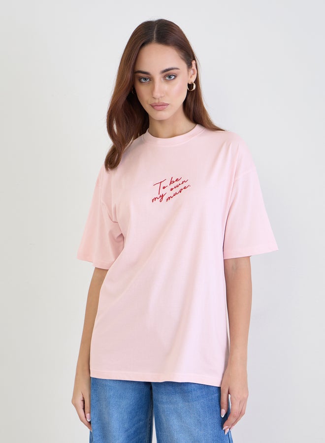 ستايلي تيشيرت واسع بطبعة كتابة - Image 3