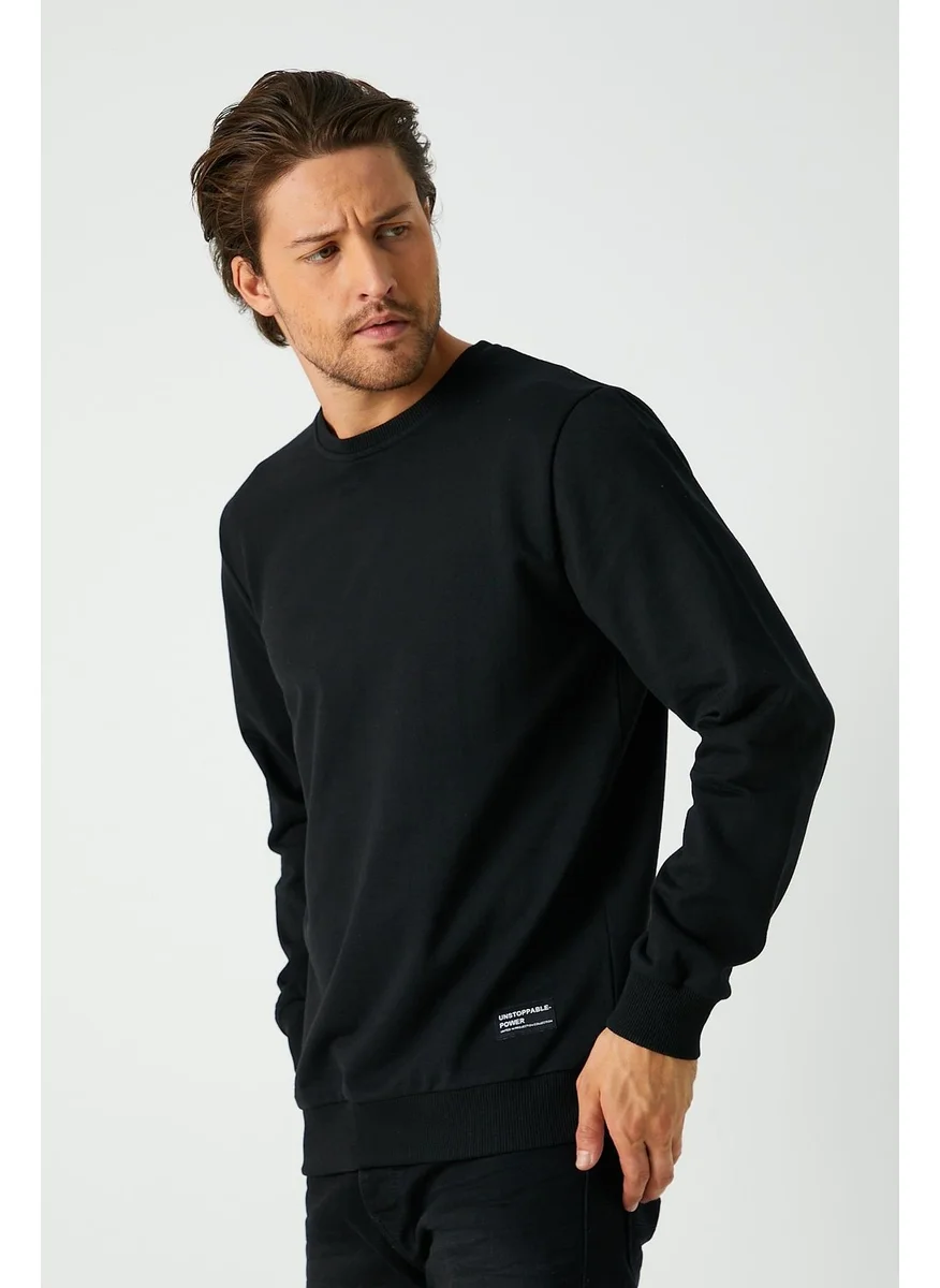 mmetalic Men's Black Basic Crew Neck Sweatshirt