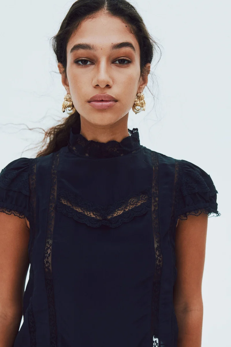 H&M Lace-detail blouse