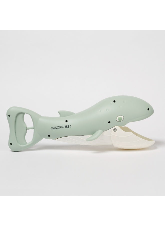 سني لايف مخالب الرمل للحيتان للأطفال - لعبة شاطئ ورمل أخضر - حفر، مغرفة، ولعب بمخالب ناعمة - لعبة خارجية ممتعة مستوحاة من المحيط للأطفال الصغار - Image 4