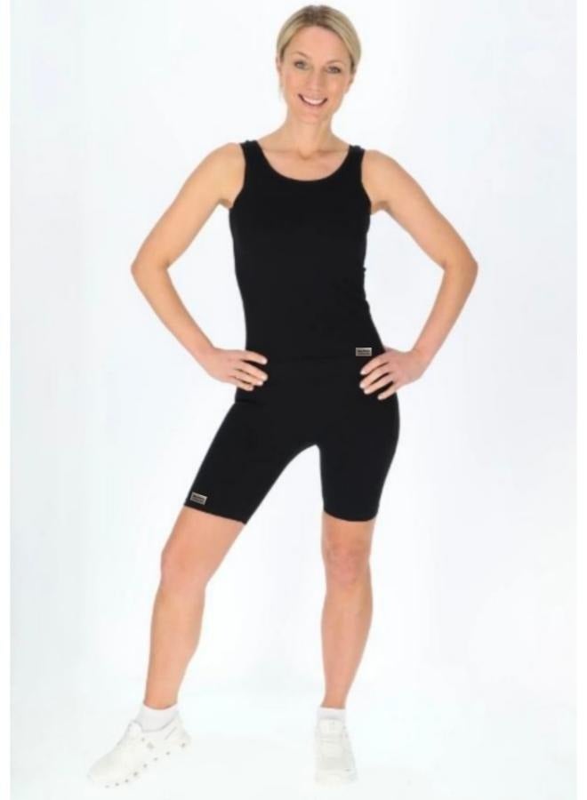 طقم مكون من قطعتين للنساء من القطن الناعم المضلع القابل للتمدد وسروال ضيق قصير يناسب مقاس صغير ومتوسط ​​T-108 - Image 1