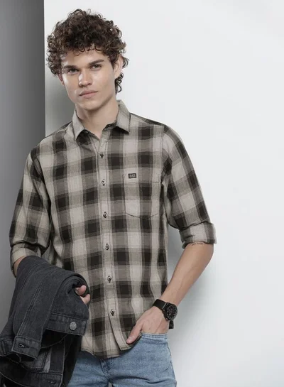 شركة المرآب الهندية Men Slim Fit Checkered Full Sleeves Spread Collar Casual Shirt