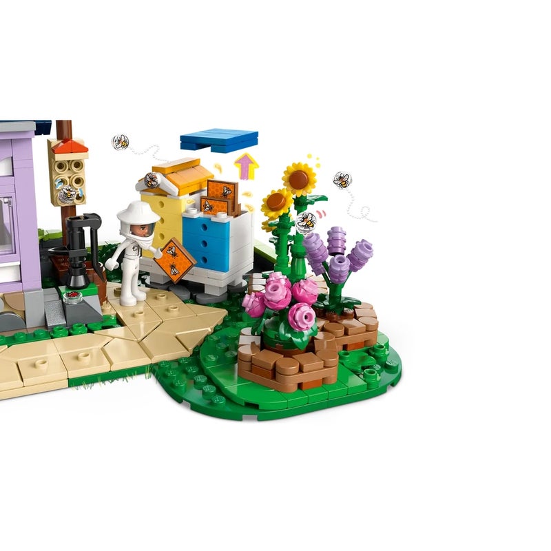 LEGO - Friends Beekeepers' House and Flower Garden 1161 Pieces - 42669 - Image 5