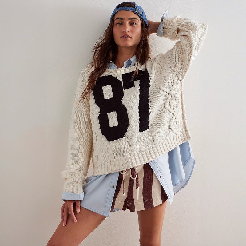 Knitted Pullover Sweater with Digital Contrast Pattern, Loose Fit Long Sleeve - Image 1