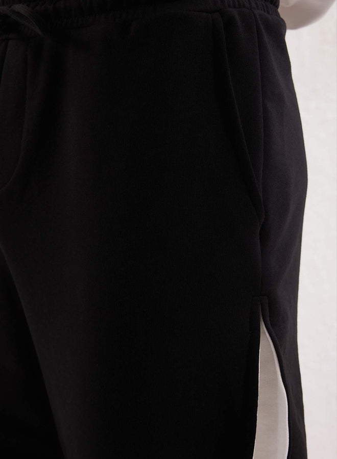 trendyol Black Unisex Oversize/Wide Cut Panel Detailed Sweatpants - Image 4