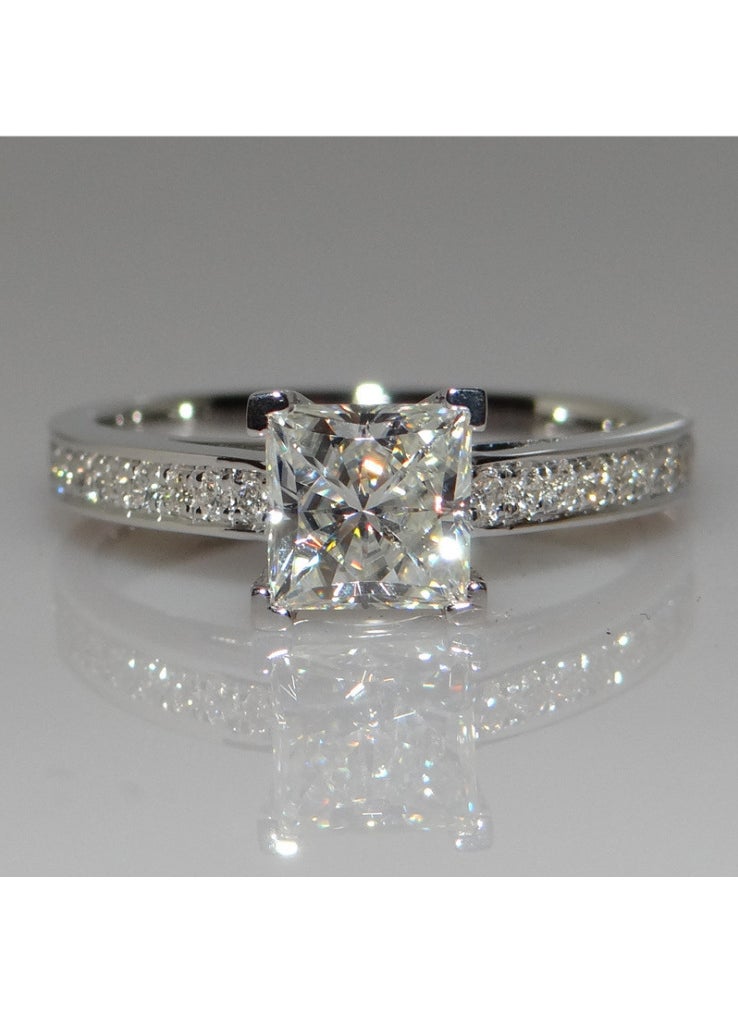 Generic - Square Princess Cut Simulated Women Ring Four Claw Design Simple Fashionable Zirconia Wedding Band White Gold - Image 1