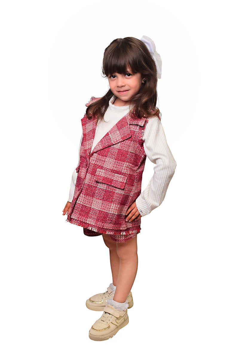 بونچو طقم شورت وبلوزة كاروهات بناتي مصنوع من مزيج فيلا والقطن باللون الأحمر. - Image 1