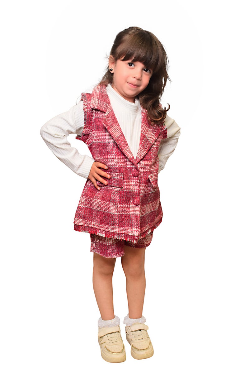 بونچو طقم شورت وبلوزة كاروهات بناتي مصنوع من مزيج فيلا والقطن باللون الأحمر. - Image 5