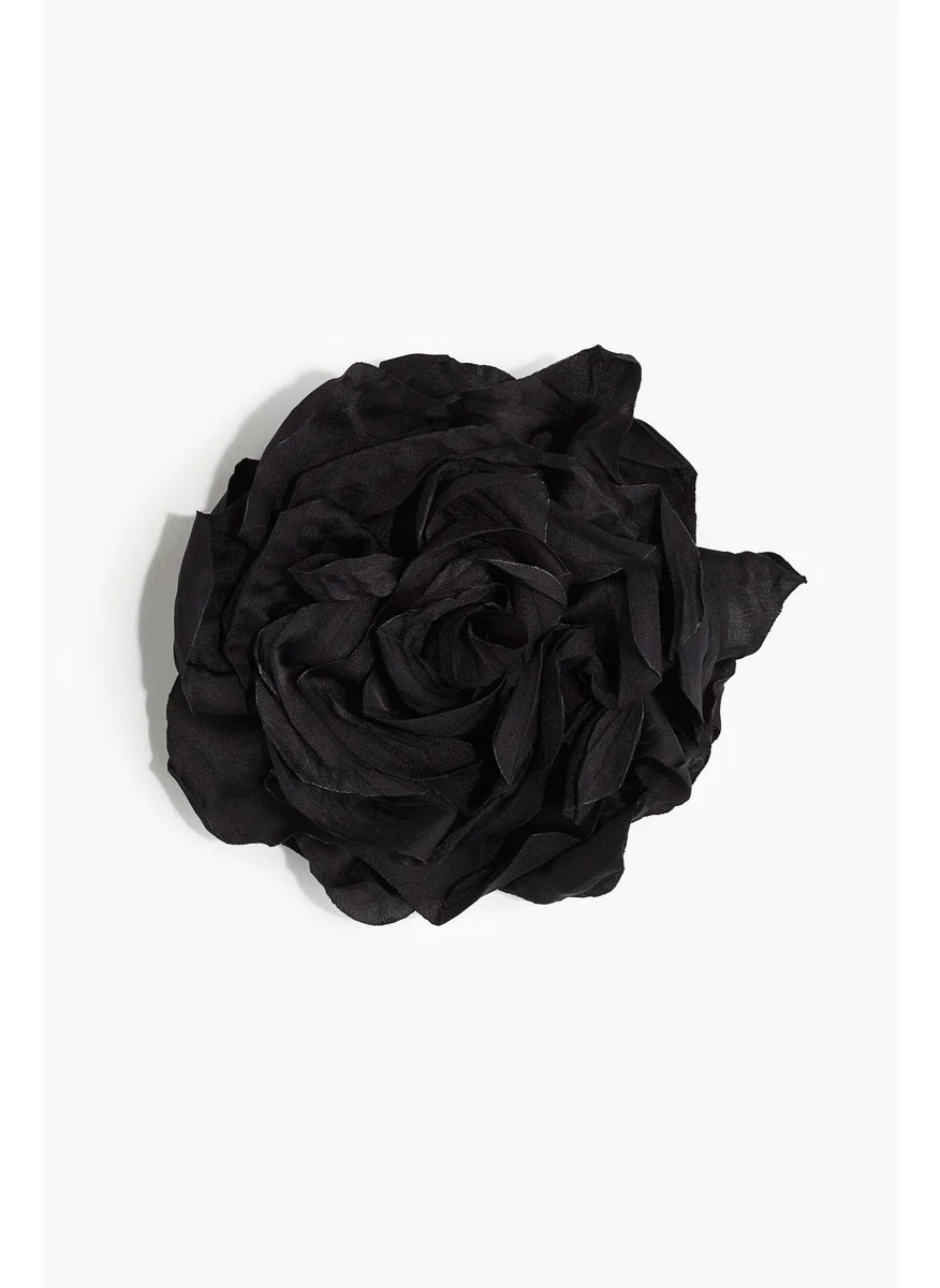 H&M Flower-Shaped Hair Clip