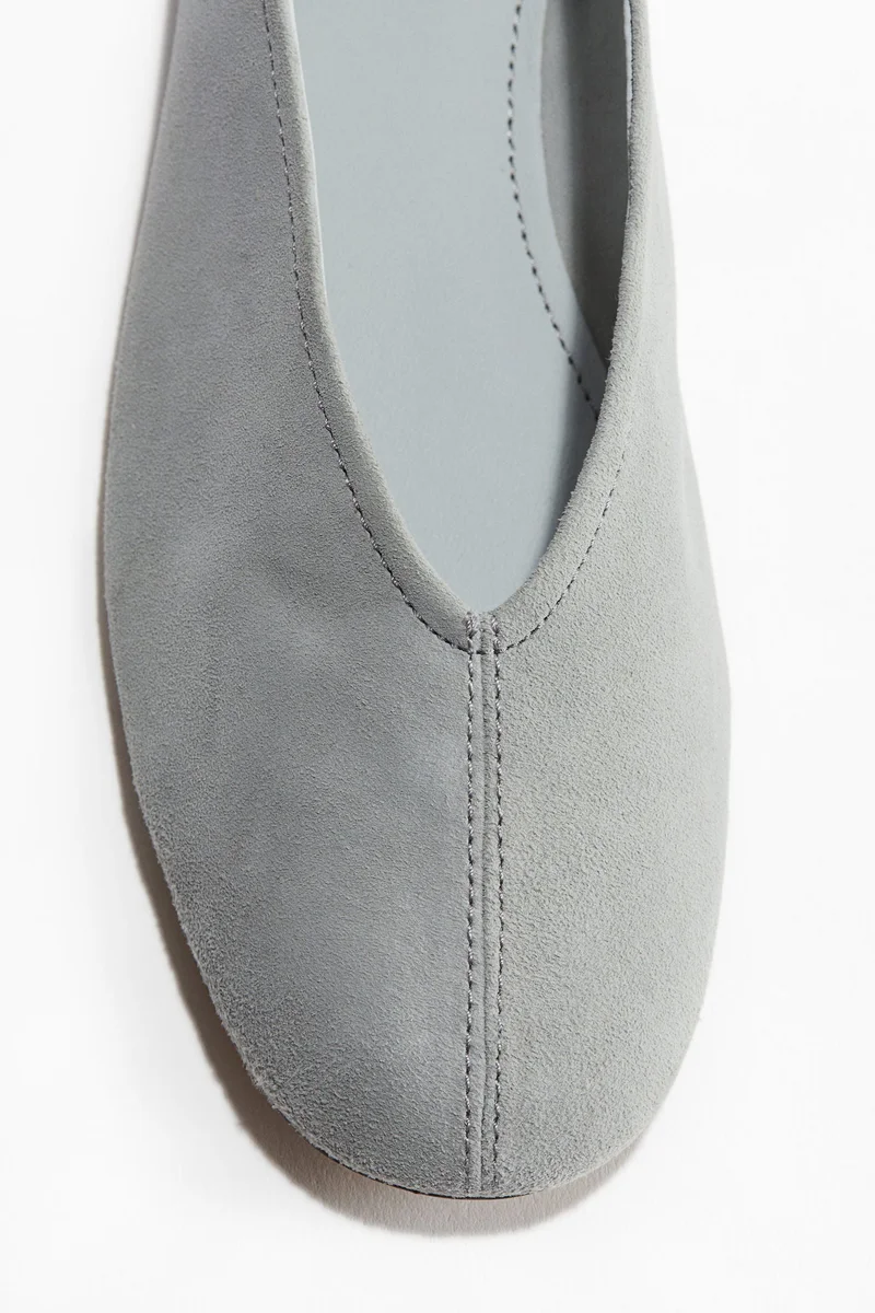 اتش اند ام حذاء باليه من الجلد