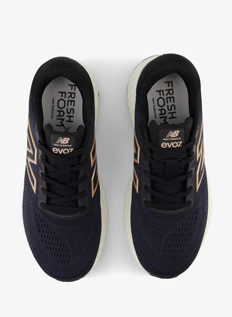 New Balance EVOZ  Running Shoes