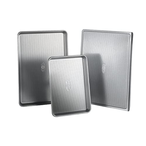 USA Pan 3-Piece Warp Resistant Non-Stick Aluminized Steel Bakeware Set - Image 1