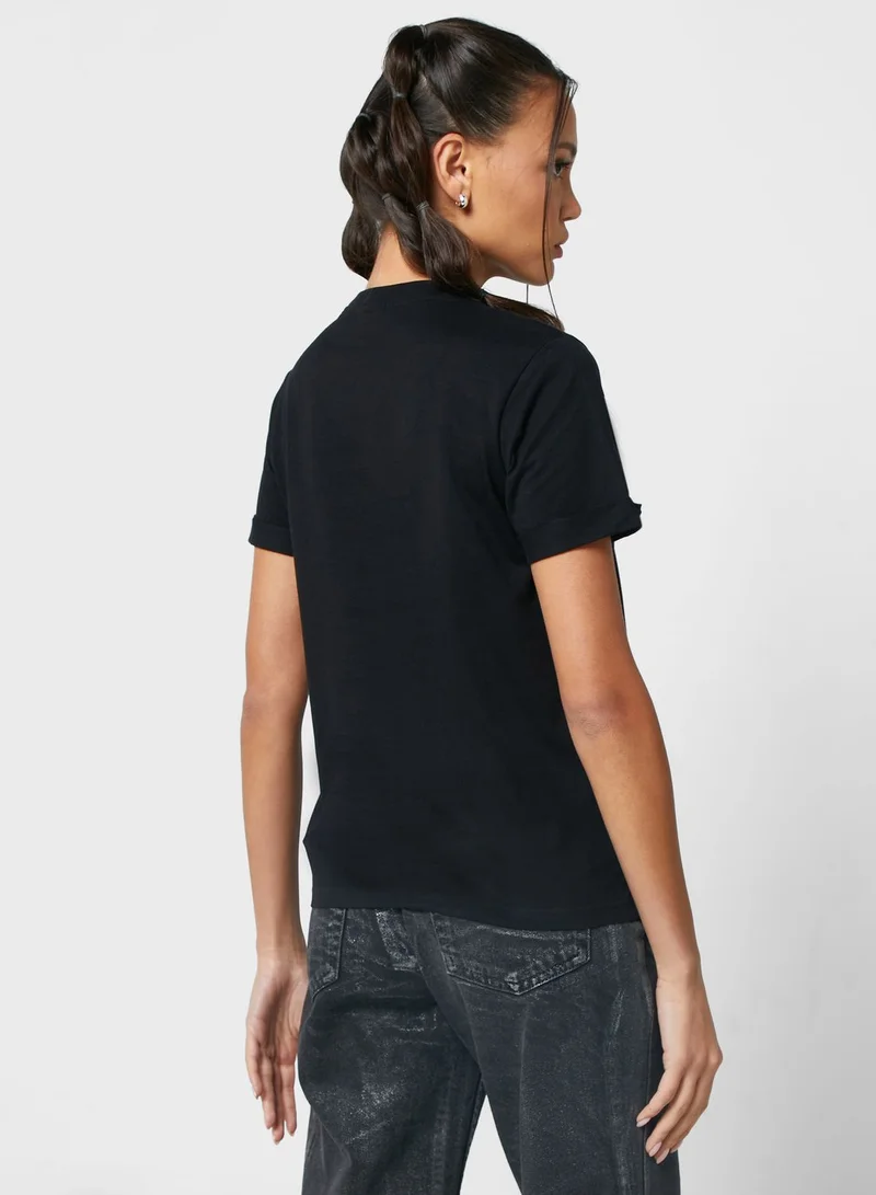 Ginger Regular Tshirt With Roll Up Sleeve ( Tacked)