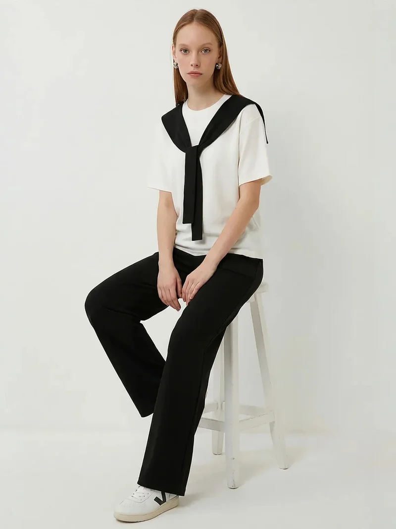 السعادة في إسطنبول ISTANBUL Color Blocked Crew Neck Two-Piece Co-ord Set