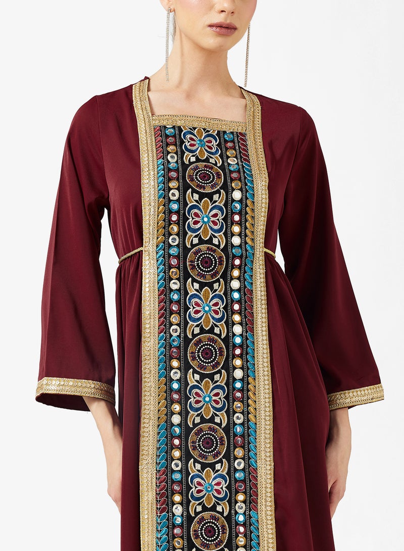 Khizana Embroidered Jalabiya - Image 3