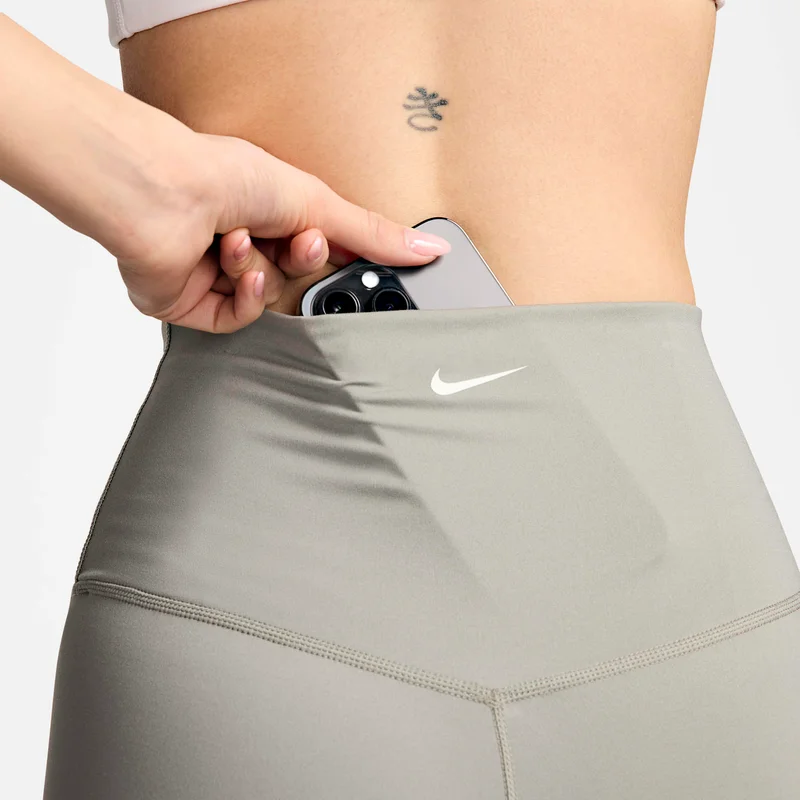 Nike Women's One High-Waisted Biker Shorts