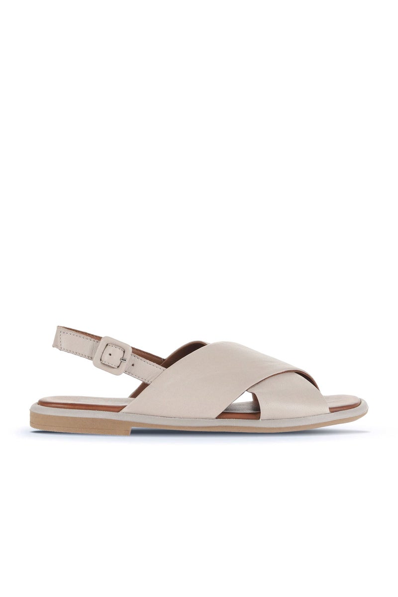 Bueno Everyday Flat Sandal - Image 1