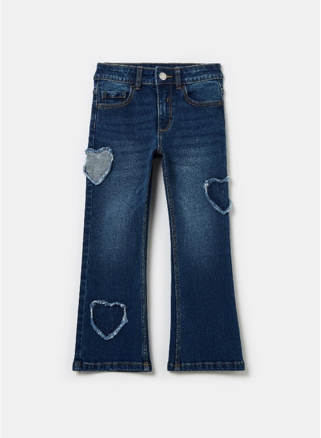 او في اس جينز بقصة واسعة بقلوب مهدبة - Image 1