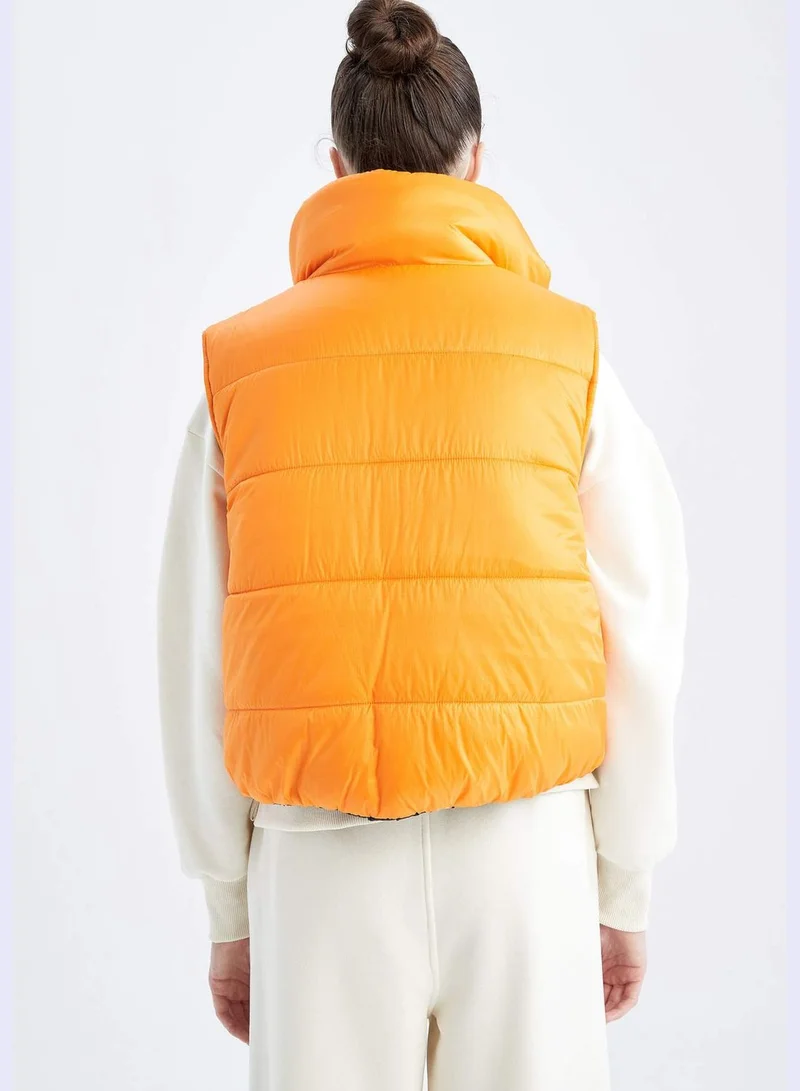 DeFacto Woman Relax Fit Hoodie Outer Wear Vest