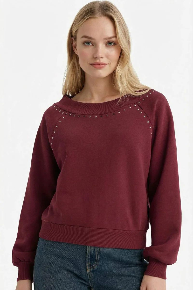 ديفاكتو Oversize Fit Long Sleeve Sweatshirt