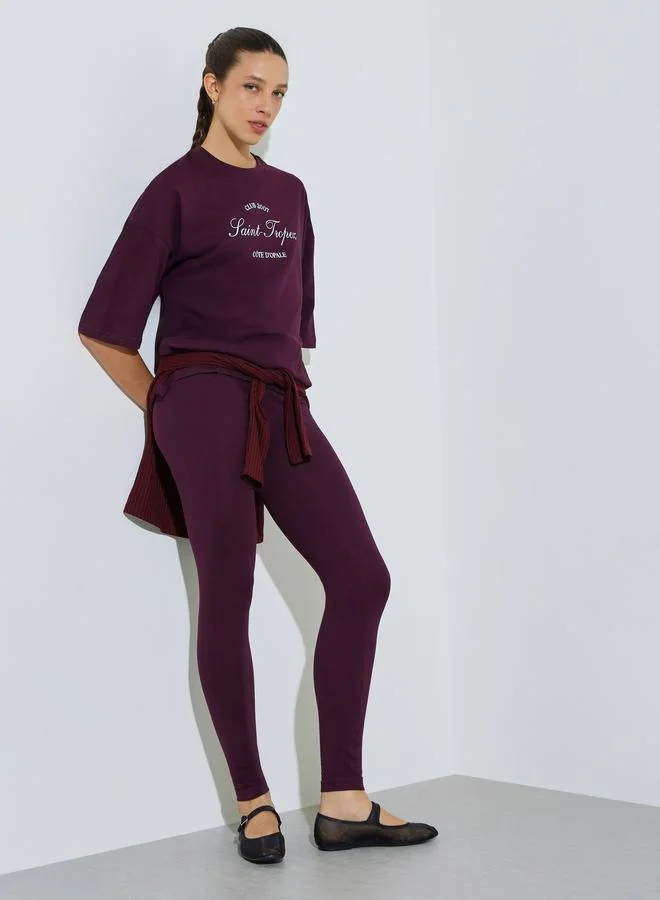 ستايلي Slogan Print Oversized T-Shirt and Leggings Co-Ords