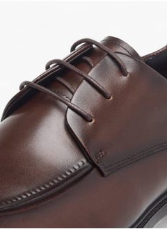 Le Confort Men Solid Lace-Up Derby Shoes  - Image 4