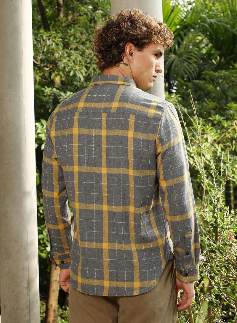 Campus Sutra Campus Sutra Men's Moon Grey & Lemon Yellow Bi-Check Regular Shirt For Casual Wear | Spread Collar | Long Cuffed Sleeves | Button Closure | Shirt Crafted With Comfort Fit For Everyday Wear