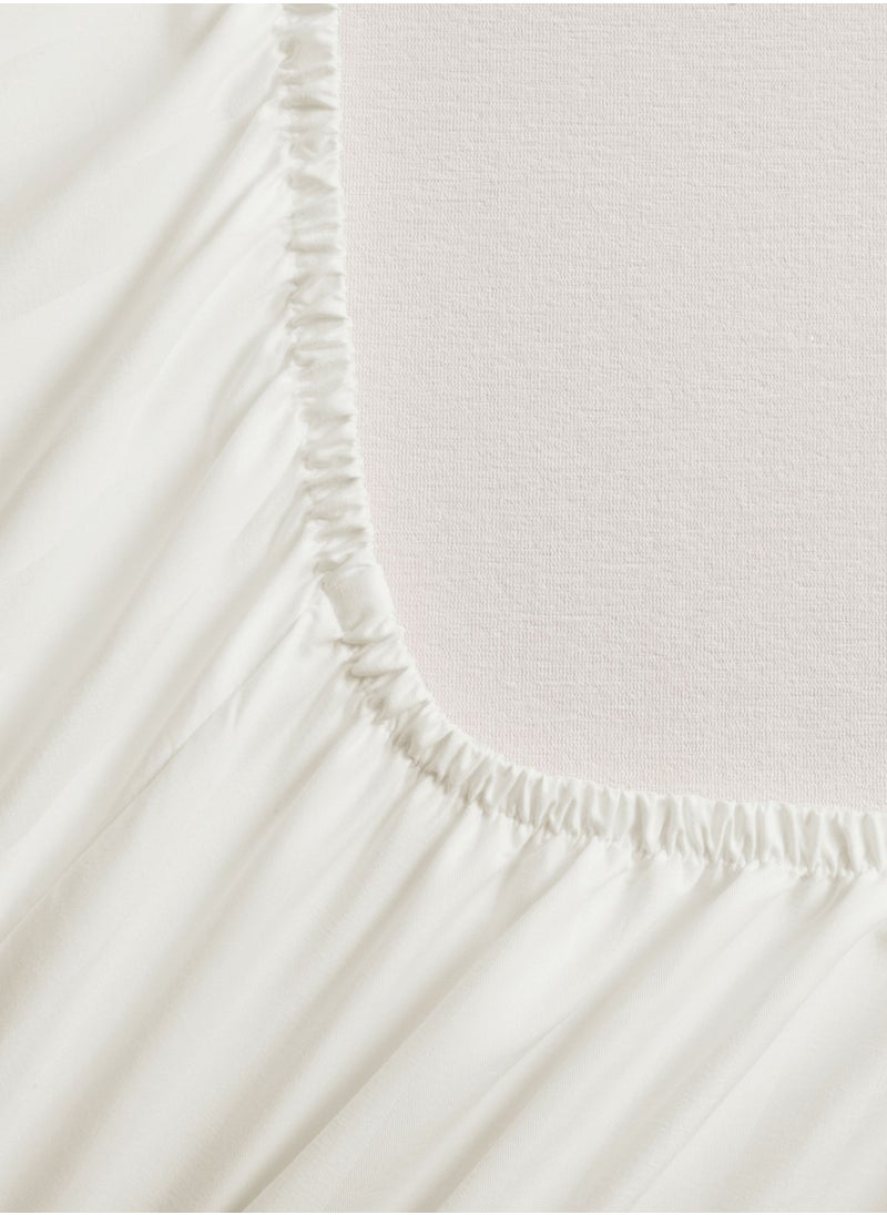 Single Microfiber Sheet Set,  Single Size 2 Pieces, Hotel Stripes Design - pzsku/Z5717B20C7378A4E334F6Z/45/_/1704524774/9131218b-f220-43bf-8fdc-799c1daeb615