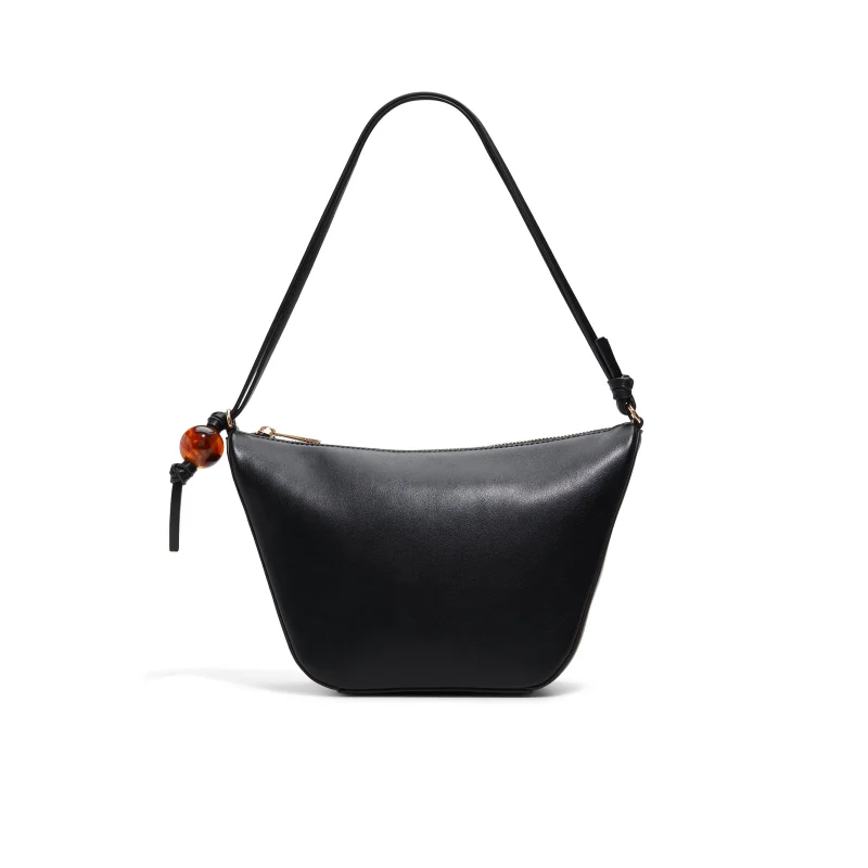 كول ات سبرنج LEONAA Textured Shoulder Bag