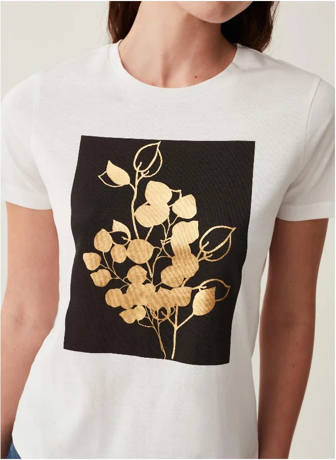 او في اس T-shirt with foliage foil print
