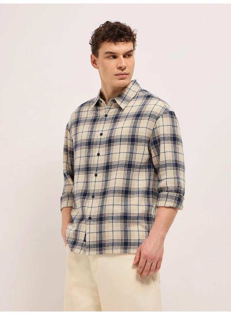 Men’s Long Sleeve Shirt – Classic, Comfortable and Stylish Essential for Work, Travel or Casual Outings