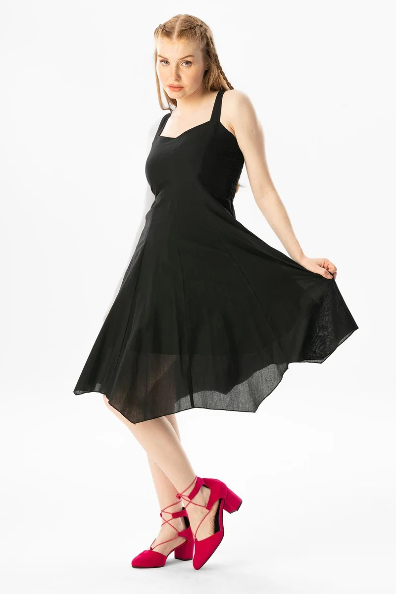 اليش شيل بيزي Fit and Flare Dress