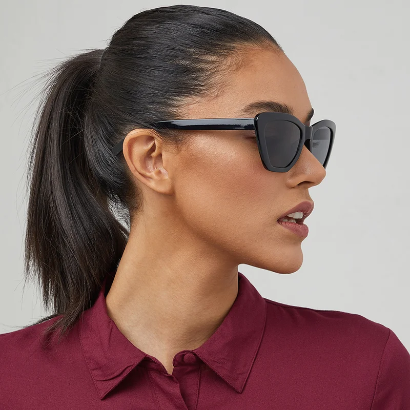 بلاك أوت Women's نظارة شمسية حريمي BlackOut HATTIE من Eyewa - عين القطة للنساء