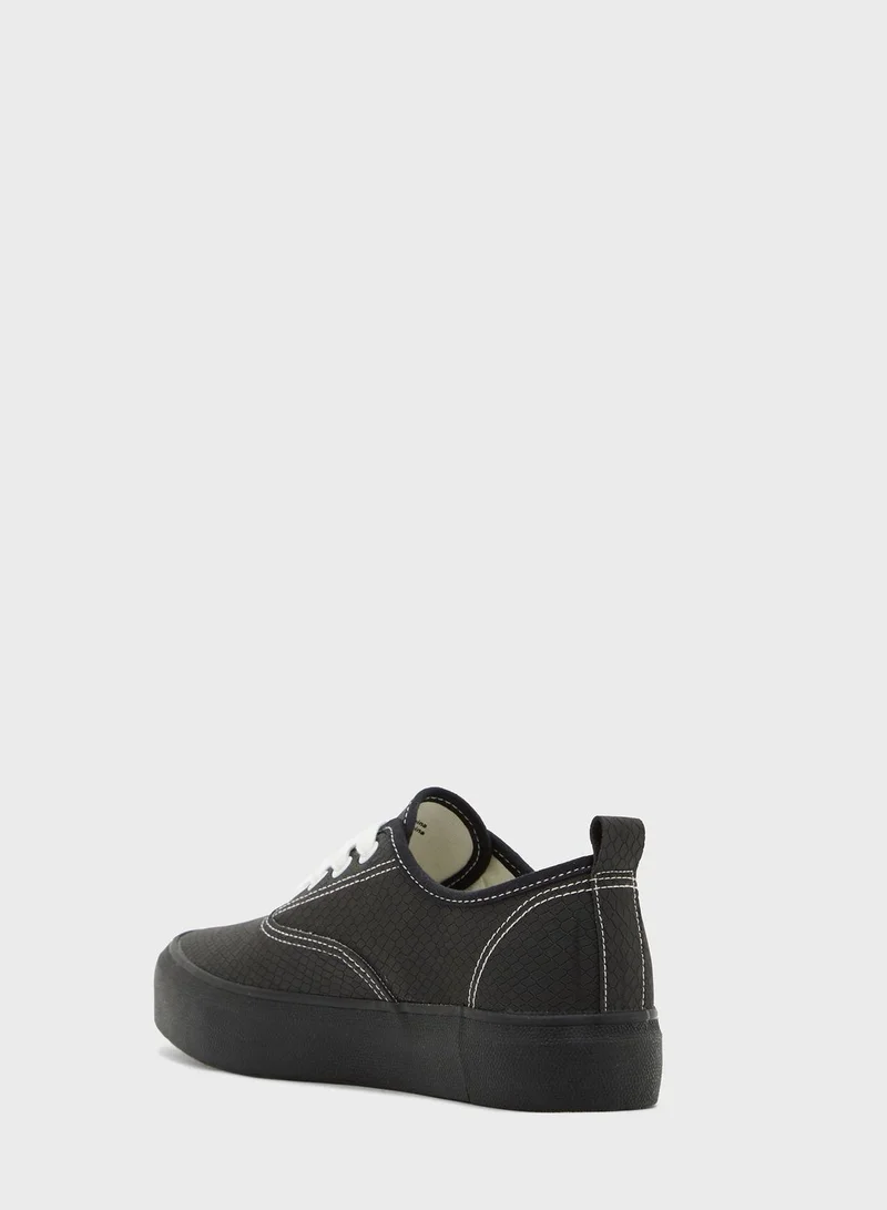 CALL IT SPRING Cammaa Sneakers