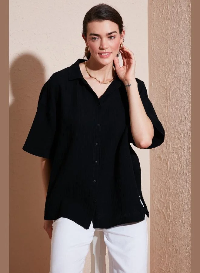 ليلا قميص قطني ليلا بقصة عادية وأكمام قصيرة بفتحة للنساء