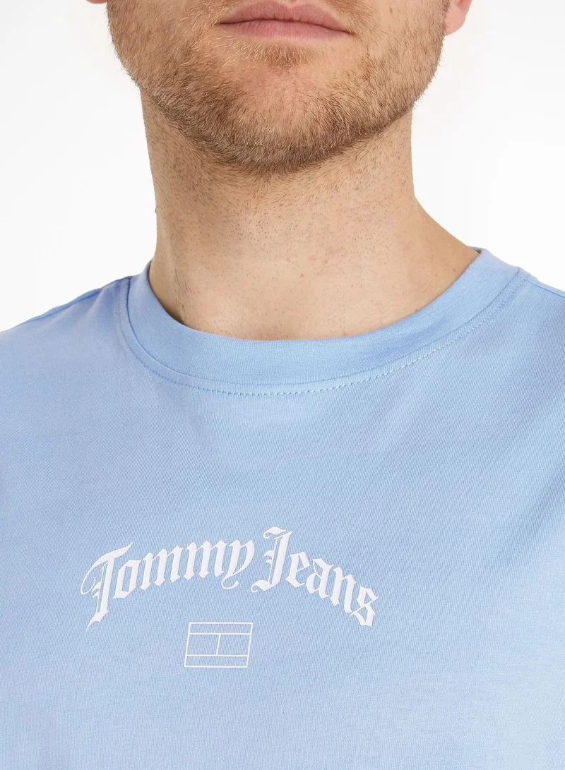 TOMMY JEANS Logo Crew Neck T-Shirt