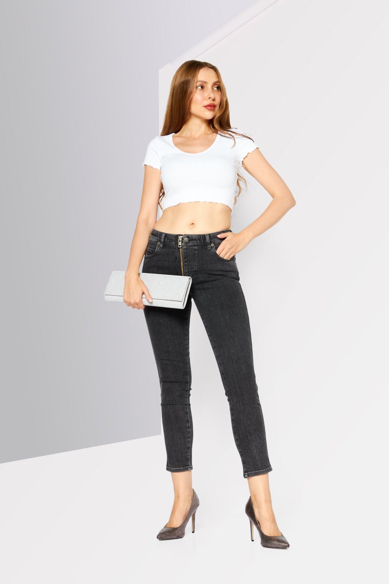 DIESEL Women Slim Fit Washed Stretchable Denim Jeans, Black - Image 2