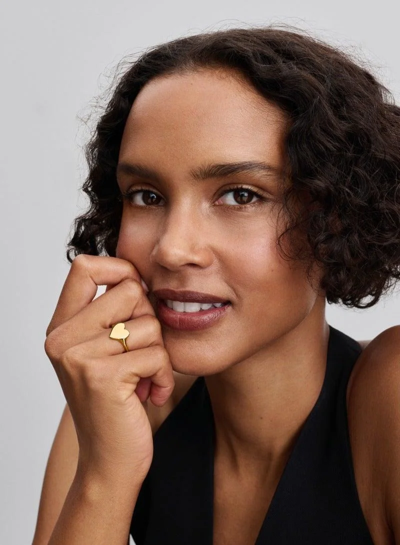 باندورا خاتم قلب