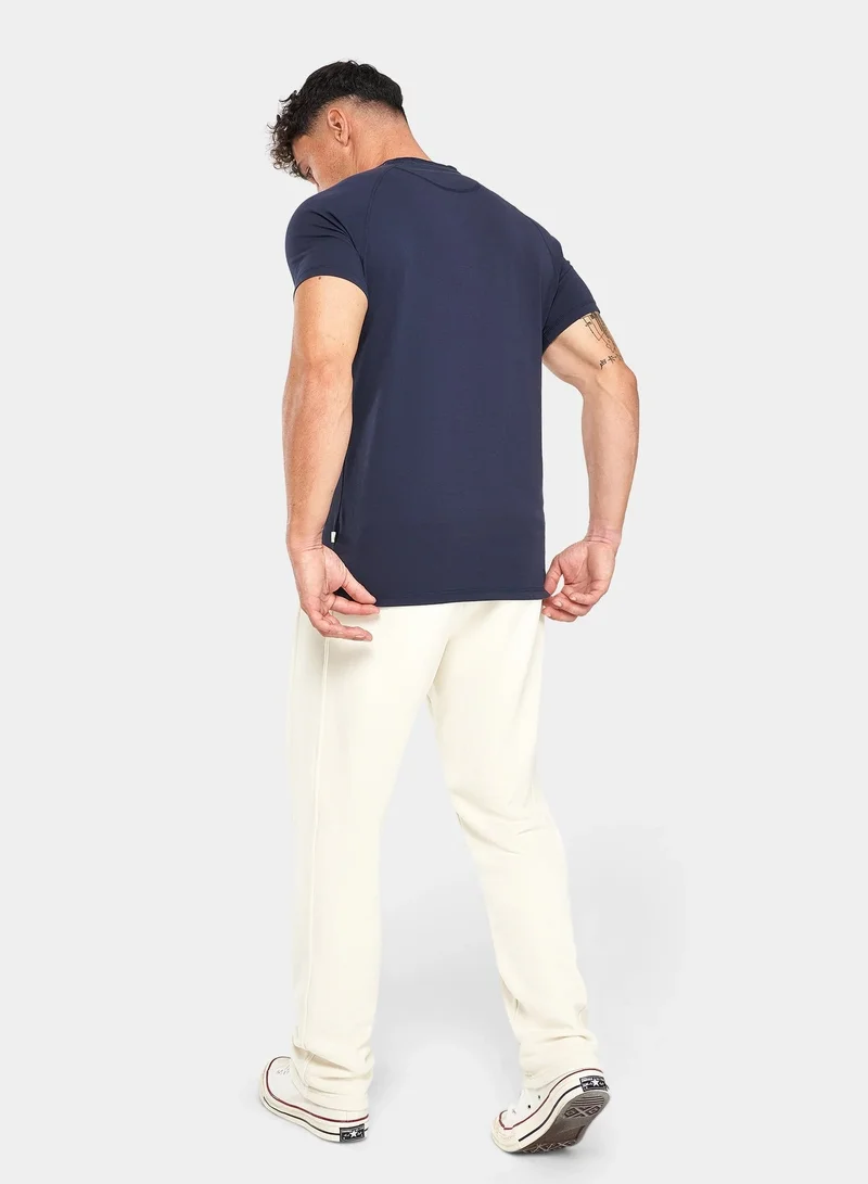 SQUATWOLF Graphic Raglan Athletic T-Shirt