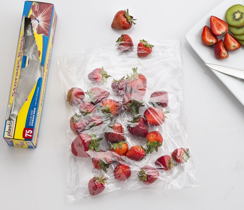 Plastimade Disposable Plastic Storage Bags With Original Twist Tie, 1 Gallon Size, 150 Bags, Great For Home, Office, Vacation, Traveling, Sandwich, Fruits, Nuts, Cake, Cookies, Or Any Snacks (2 Packs) - Image 3